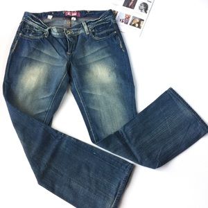 🔴 Closet Clear Out! H&M EUC ‘Star Fit’ denim